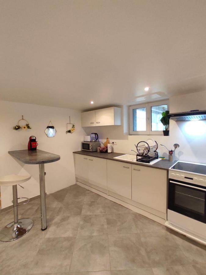 Appartement 100M2, Independant Dans Notre Maison Garennes-sur-Eure Bagian luar foto