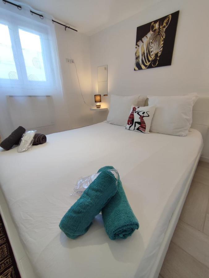 Appartement 100M2, Independant Dans Notre Maison Garennes-sur-Eure Bagian luar foto