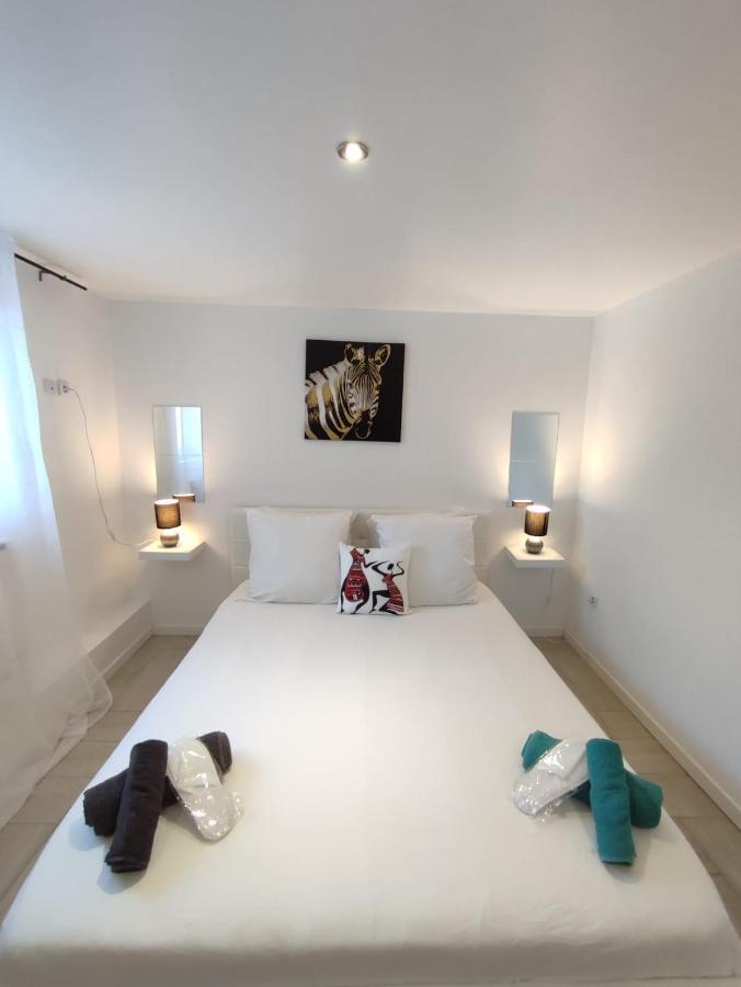 Appartement 100M2, Independant Dans Notre Maison Garennes-sur-Eure Bagian luar foto