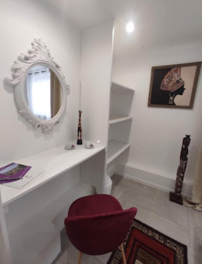 Appartement 100M2, Independant Dans Notre Maison Garennes-sur-Eure Bagian luar foto