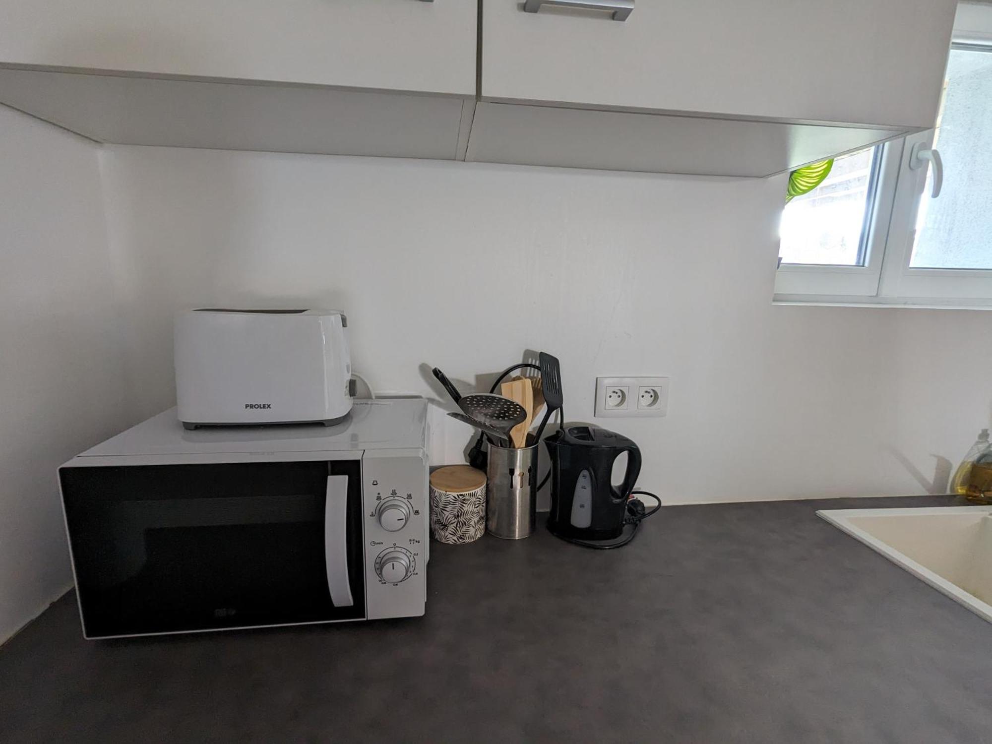 Appartement 100M2, Independant Dans Notre Maison Garennes-sur-Eure Bagian luar foto